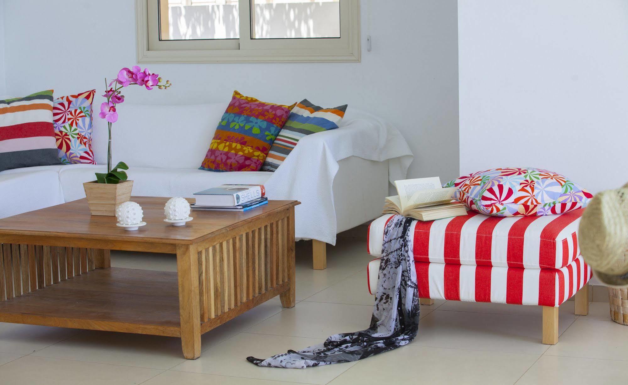 House 7, The Artisan Resort Protaras Exteriör bild